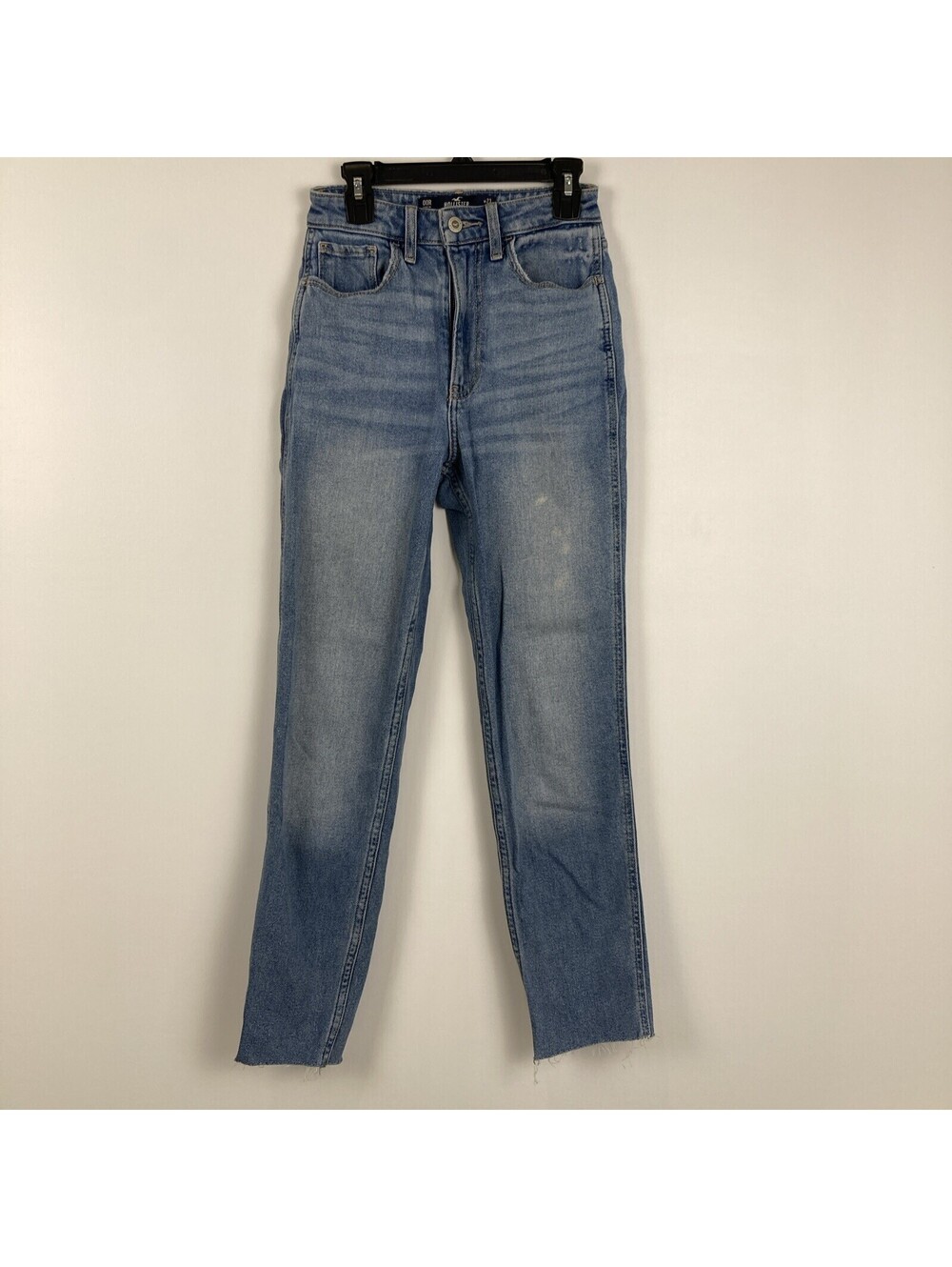 Hollister Size 00R Light Wash W23 L27 Ultra High Rise Mom Denim Blue Jeans